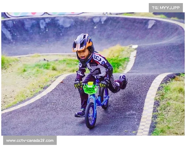 韩国BMX选手Juho Hong双金加身，华南两轮赛双人竞速与泵道赛称王